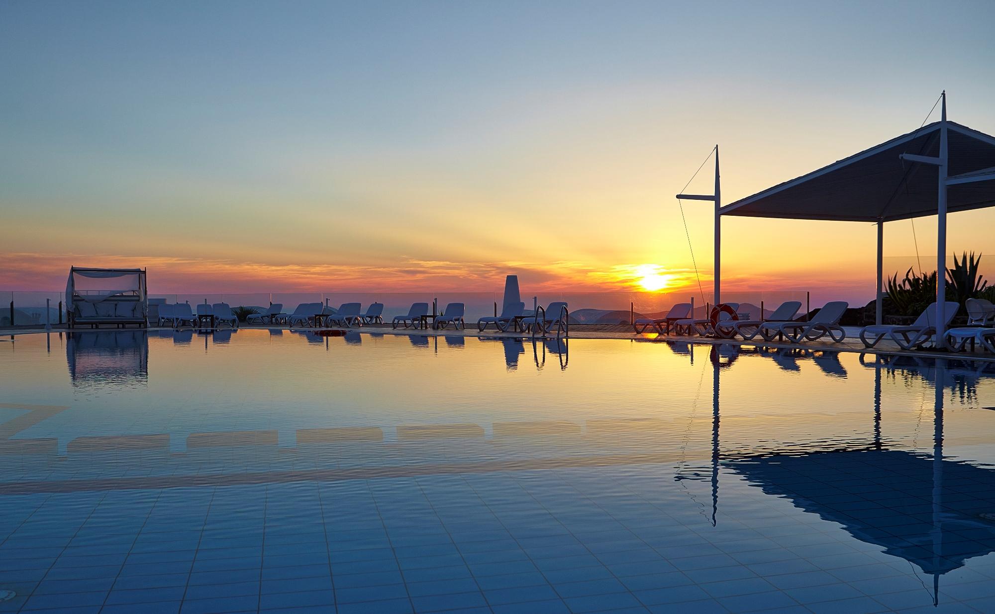 Orizontes Hotel Santorini Pýrgos Zewnętrze zdjęcie