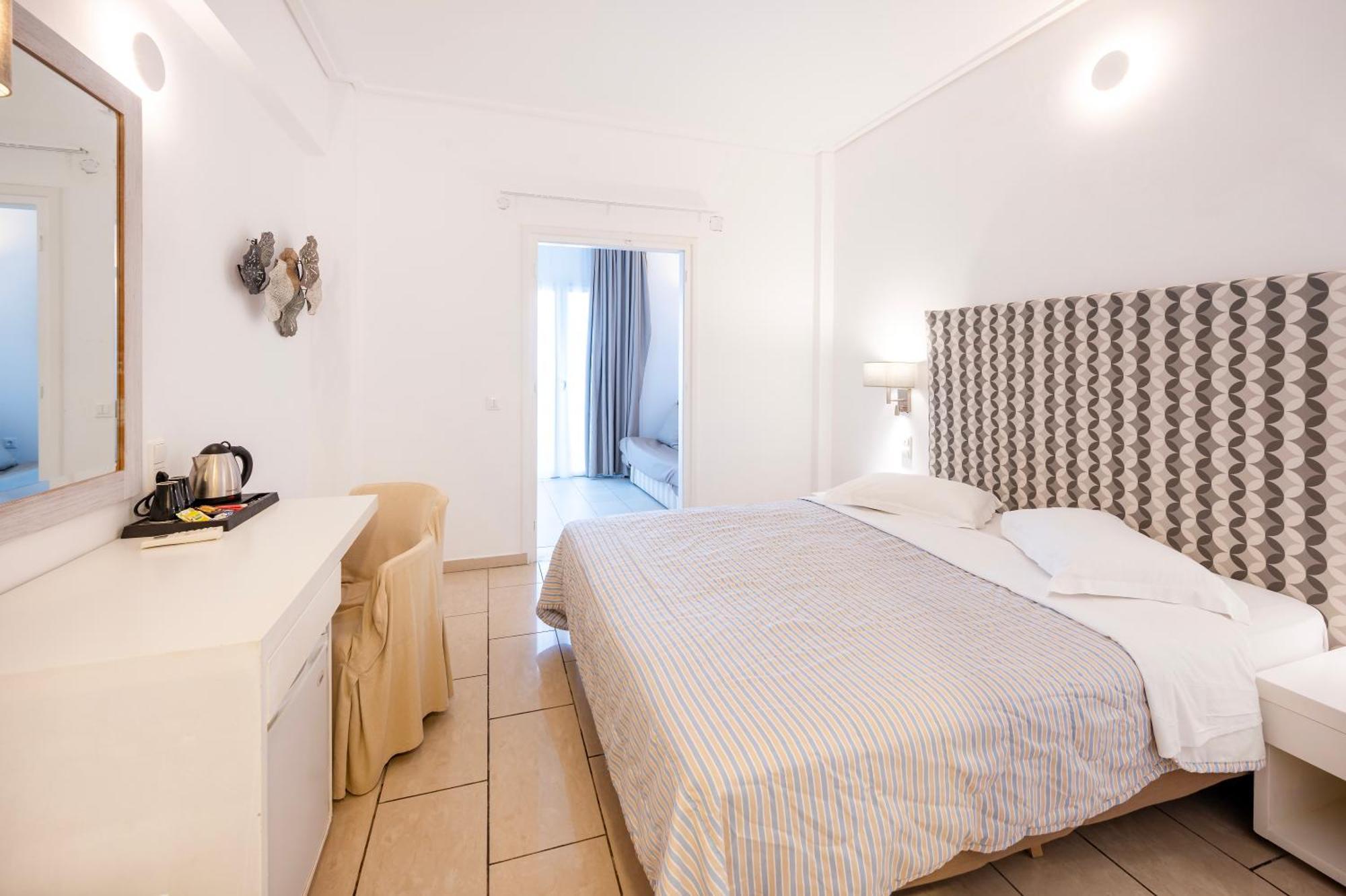 Orizontes Hotel Santorini Pýrgos Zewnętrze zdjęcie