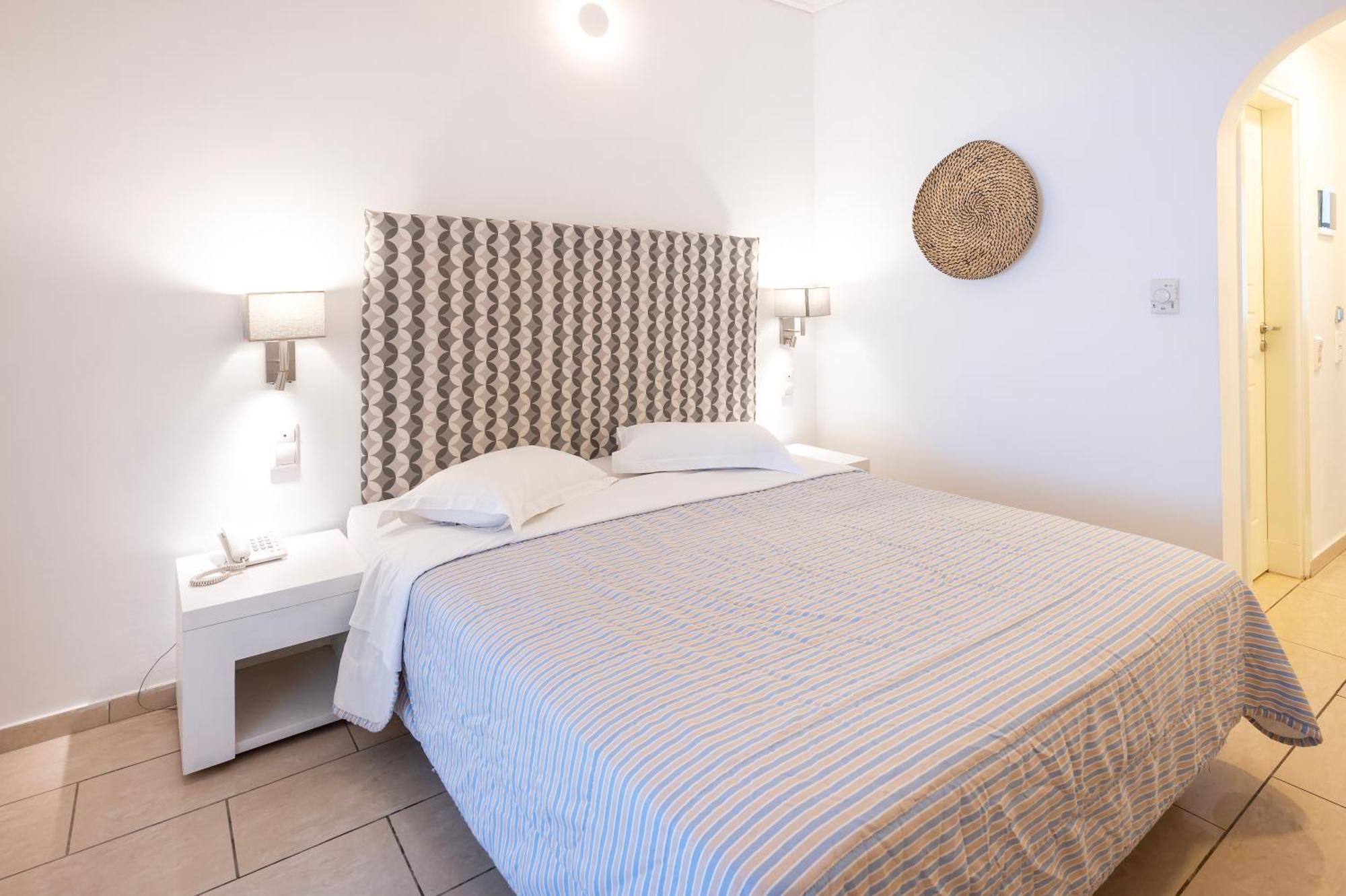 Orizontes Hotel Santorini Pýrgos Zewnętrze zdjęcie
