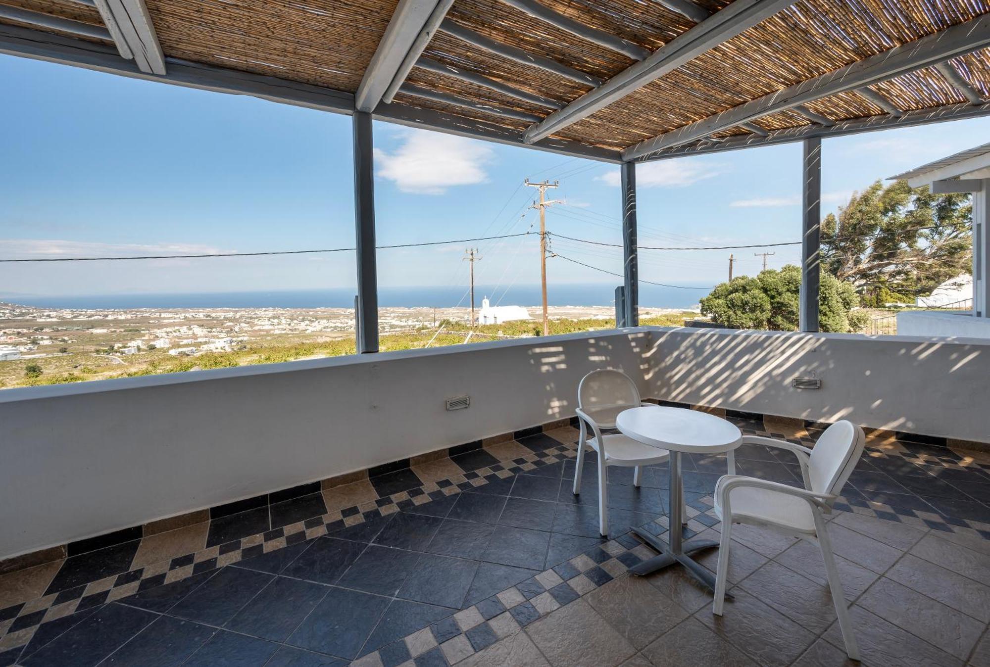 Orizontes Hotel Santorini Pýrgos Zewnętrze zdjęcie