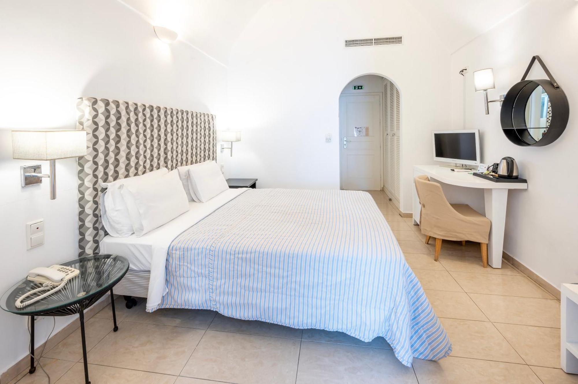 Orizontes Hotel Santorini Pýrgos Zewnętrze zdjęcie